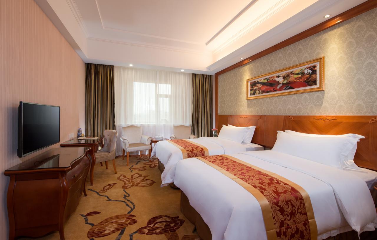Vienna Hotel - Da Ju Yuan Branch Shenzhen Dış mekan fotoğraf